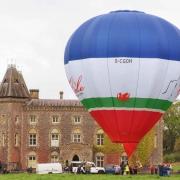 Dinefwr House made a lovely backdrop for the launch of the balloons
