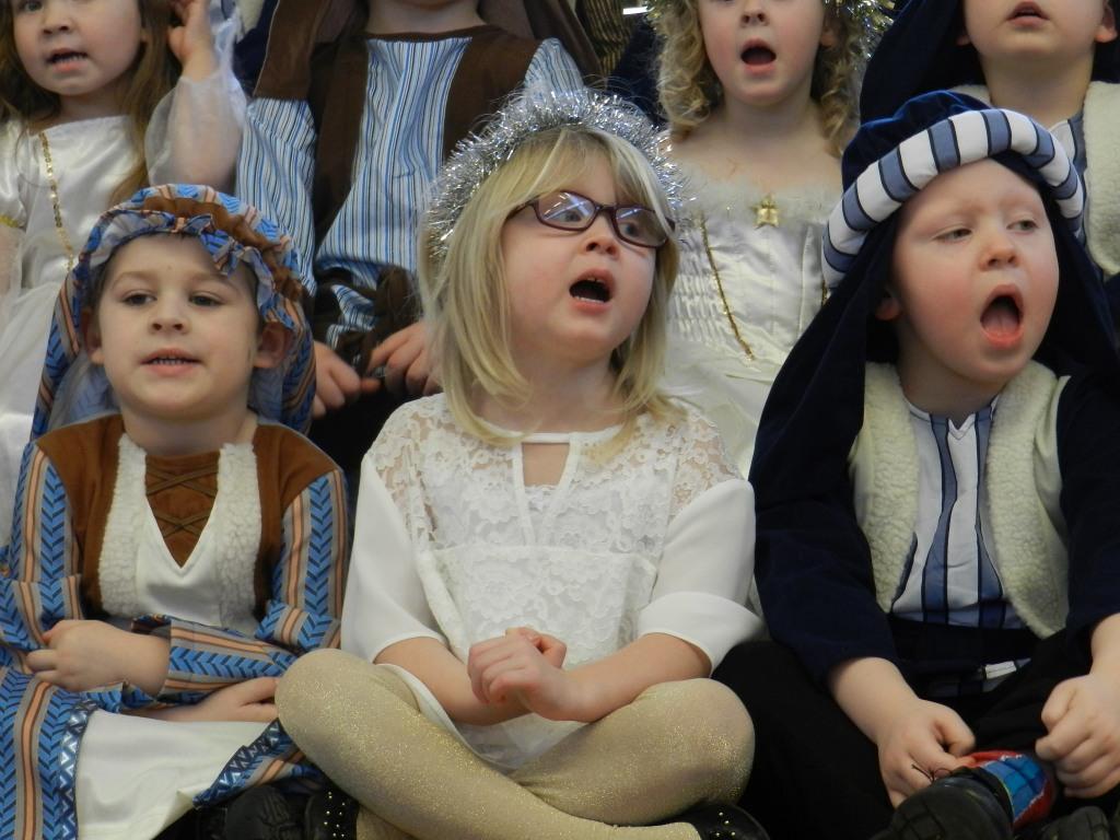 Ysgol y Bedol Christmas Nativity play 2015