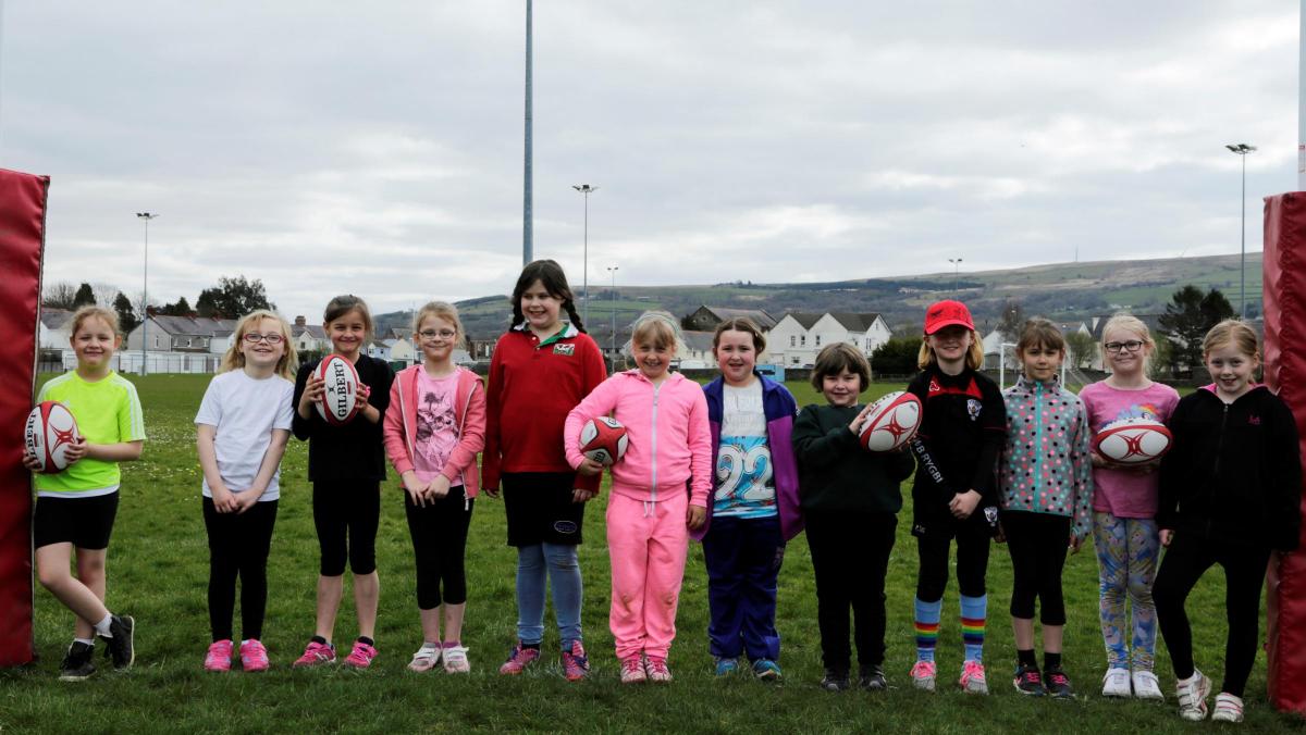 Youngsters from Cross Hands CP School. Pic: Photo Cymru.