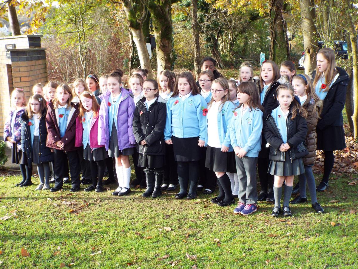 Ysgol y Bedol school choir at Garnant Remembrance Service.