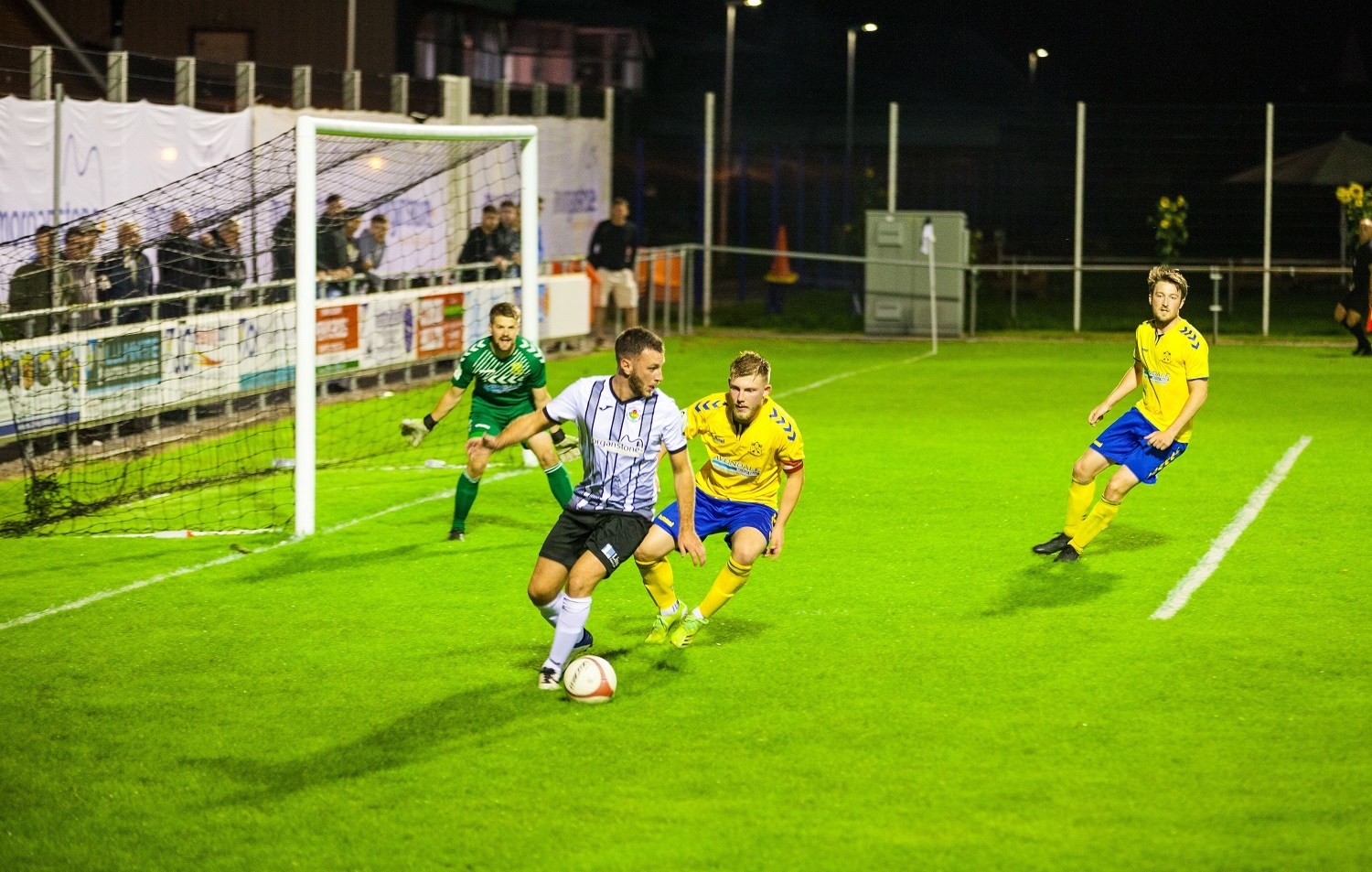 Ammanford AFC v Cwmbran Celtic Picture: @hrmediaproductions