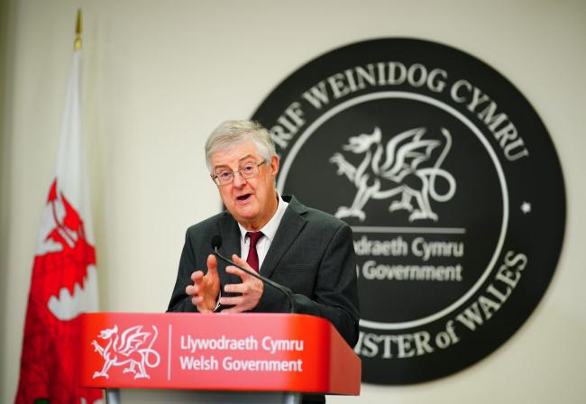 Mark Drakeford public briefing on the Omicron crisis in Wales today as coronavirus cases across the country continue to soar. (PA)