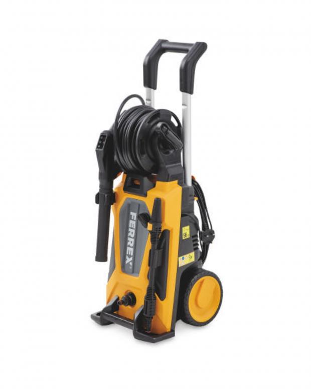 South Wales Guardian: Pressure Washer 2.4kW & Accessories (Aldi)