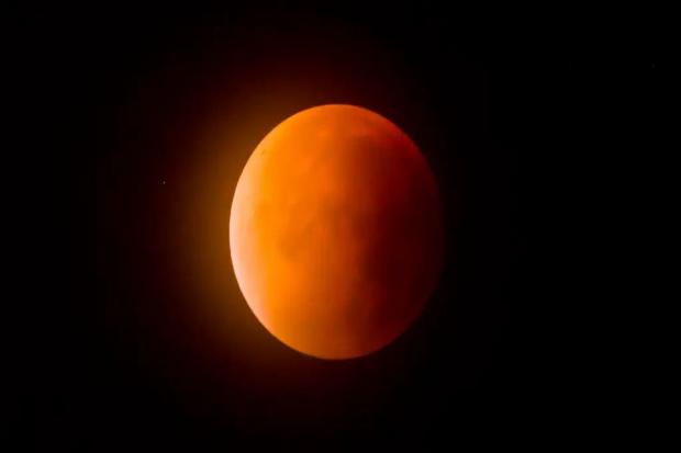 What and when is a blood moon? Everything you need to know about when to see the total lunar eclipse of May 2022. Photo: PA